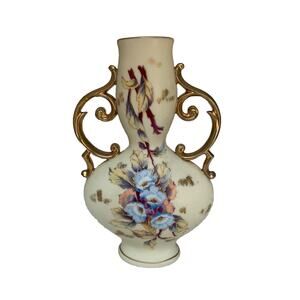 Antique Victoria Carlsbad Austria 7 3/4” Hand Paint Double Handle Vase 1891-1918